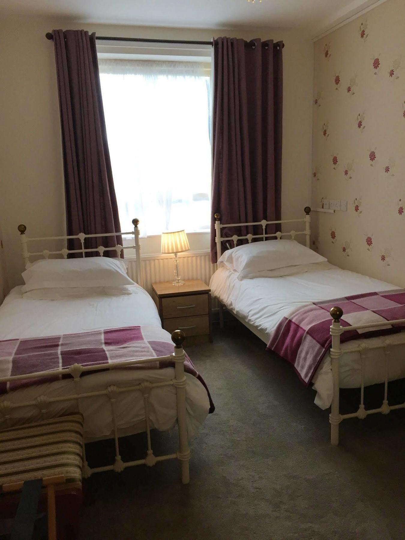 The Beaumont Accommodation Лаут Экстерьер фото