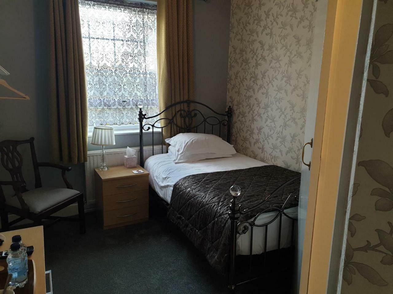 The Beaumont Accommodation Лаут Экстерьер фото
